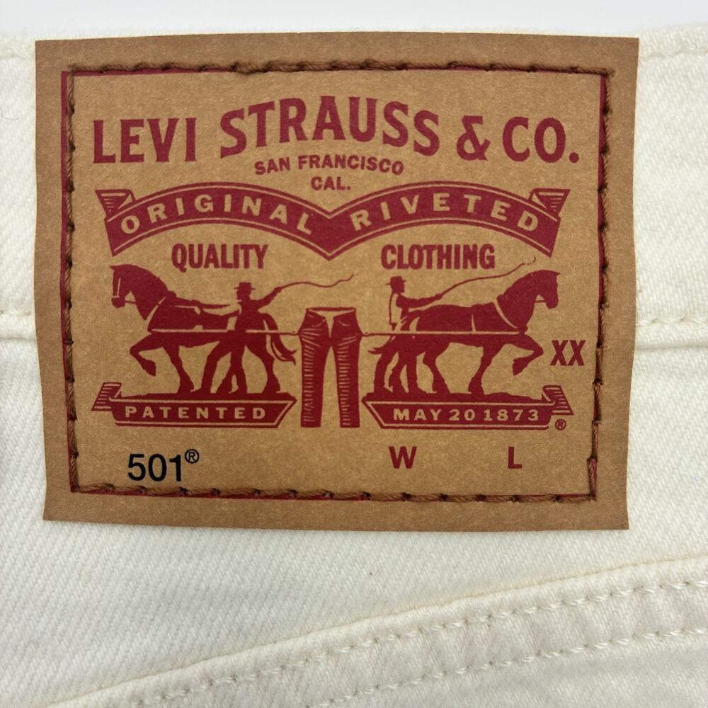 Levi’s 501 Women’s White Denim Shorts Button Fly Size 28 NWT Classic - Picture 9 of 12